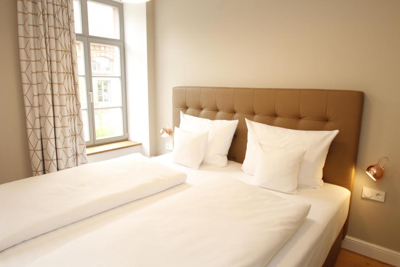 لانداو إن در بفالتس Amelie No 1 Hotel & Appartements المظهر الخارجي الصورة