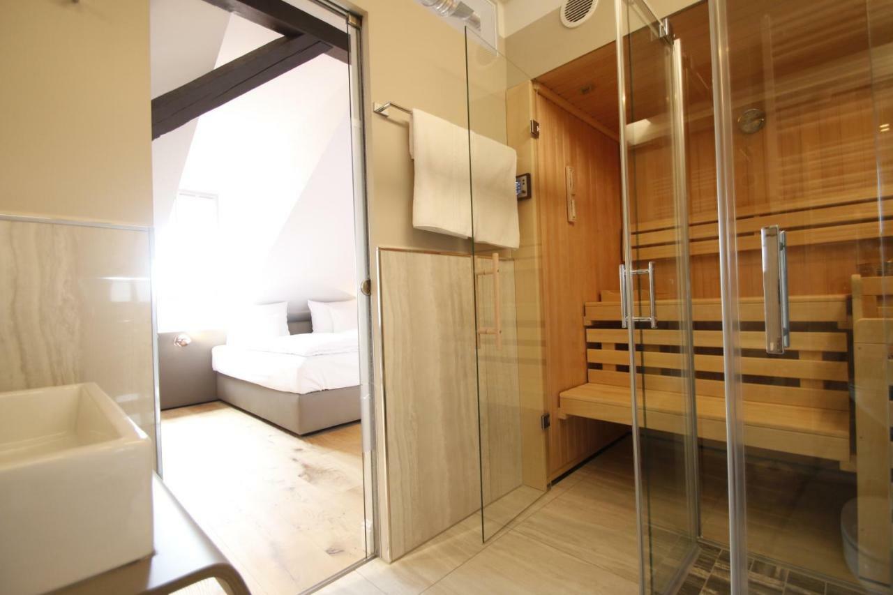 لانداو إن در بفالتس Amelie No 1 Hotel & Appartements المظهر الخارجي الصورة