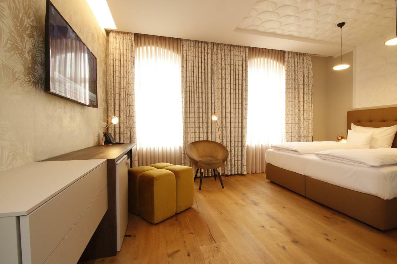 لانداو إن در بفالتس Amelie No 1 Hotel & Appartements المظهر الخارجي الصورة