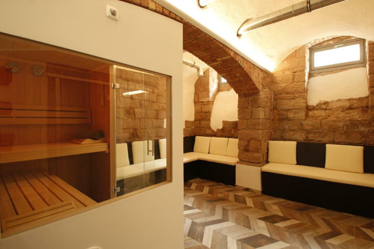 لانداو إن در بفالتس Amelie No 1 Hotel & Appartements المظهر الخارجي الصورة
